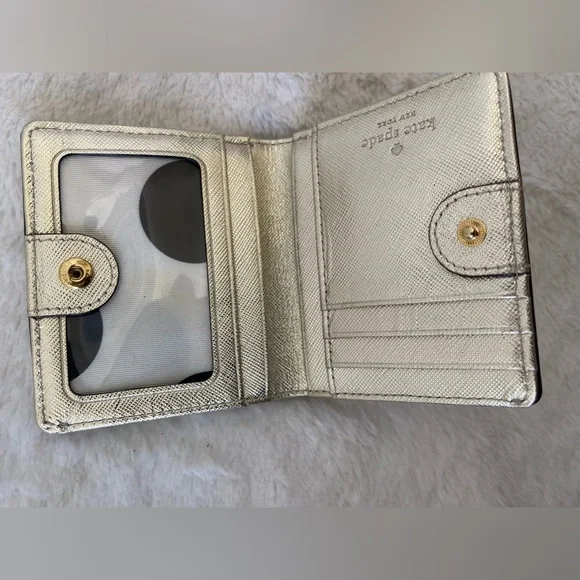 Kate Spade ♠️ metallic compact Wallet EUC - Picture 9 of 10